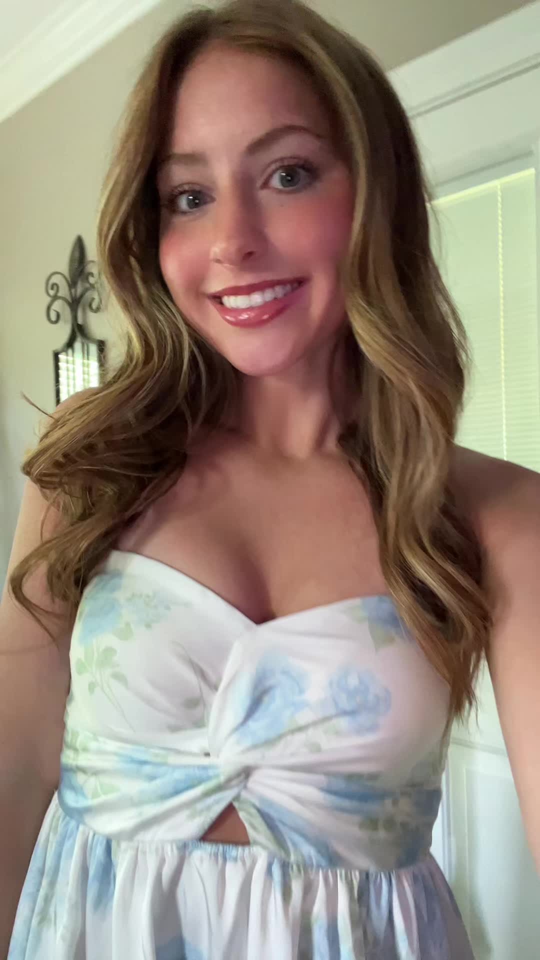 @Ellapaige