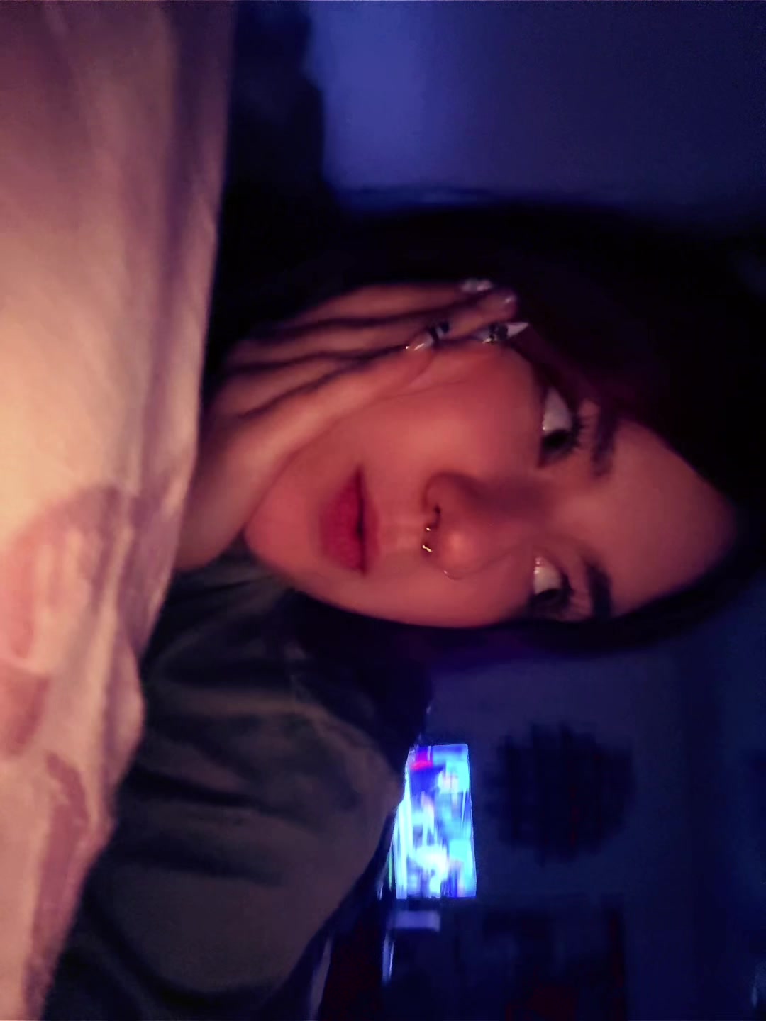 @️