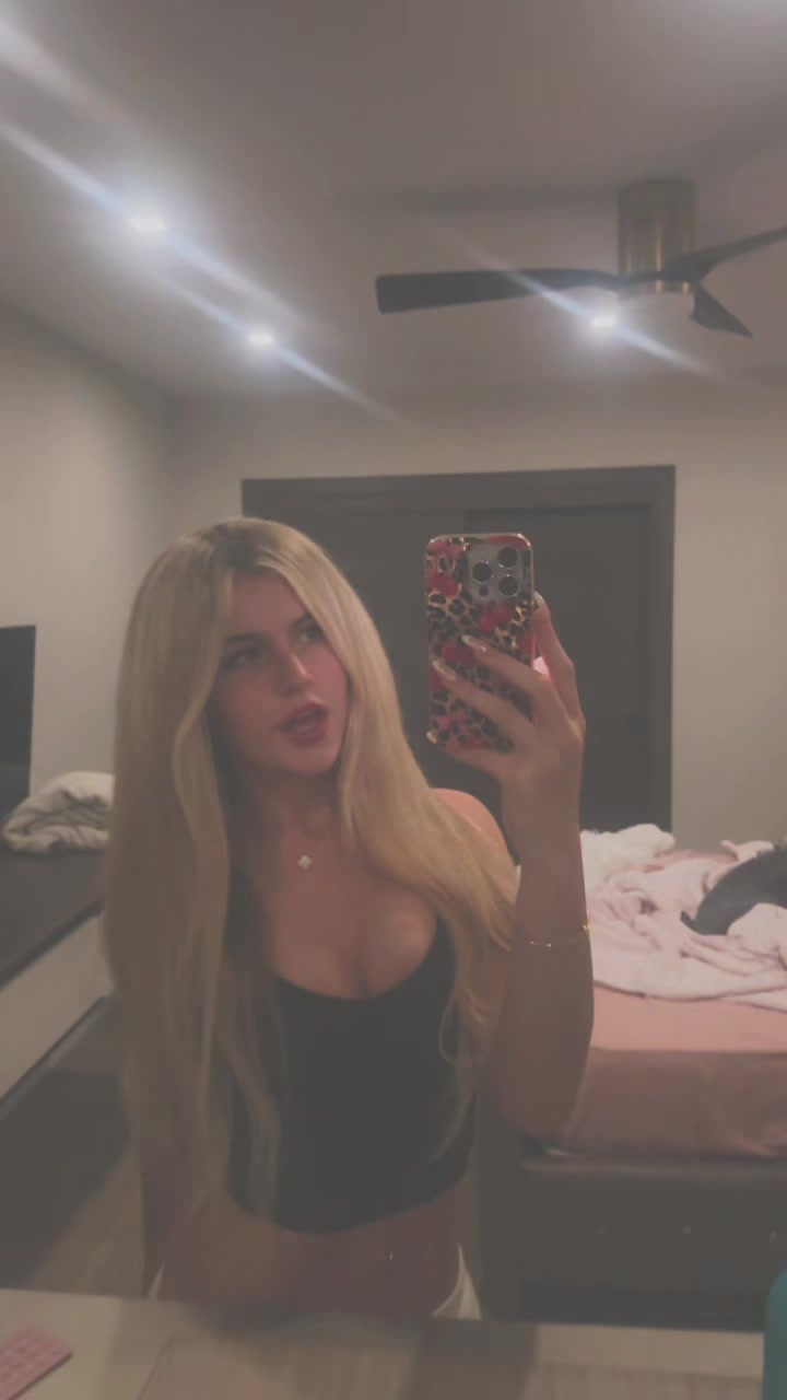 @scarlett💋