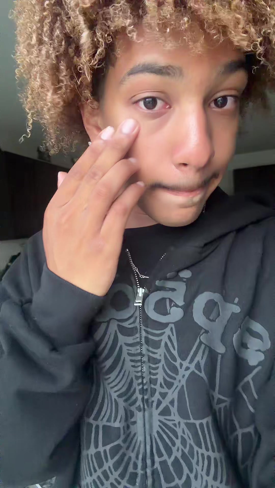 @YJ