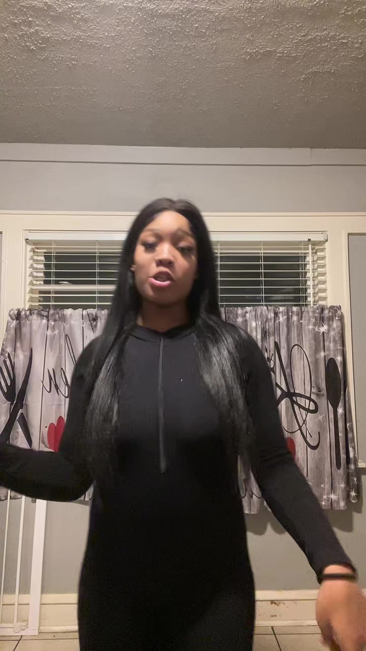 @theyenvymari19