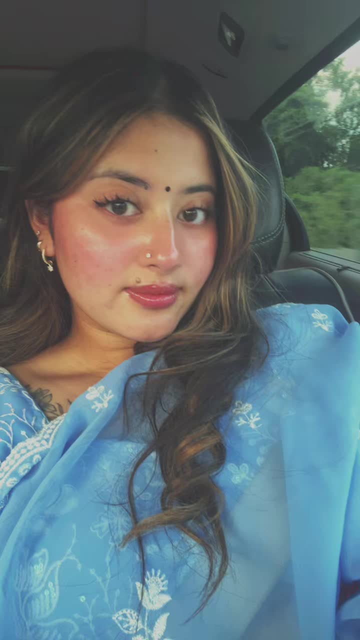 @ROSHNA✨