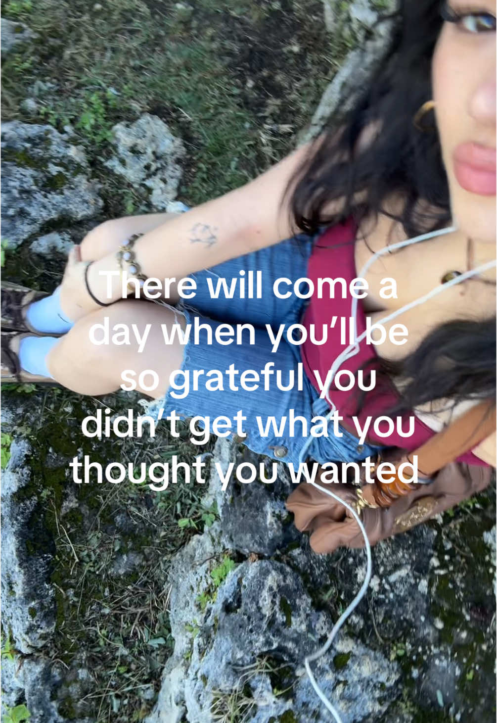 @Livelaughlova