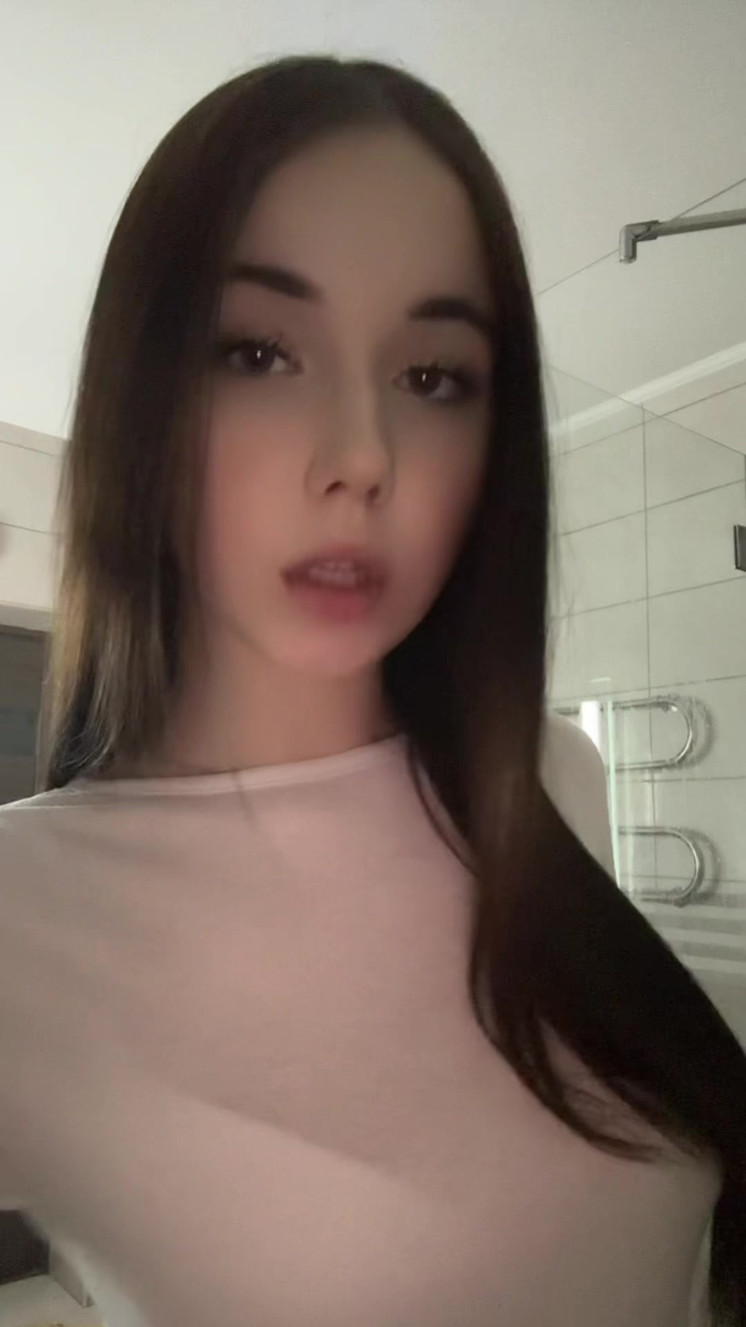@𝑳