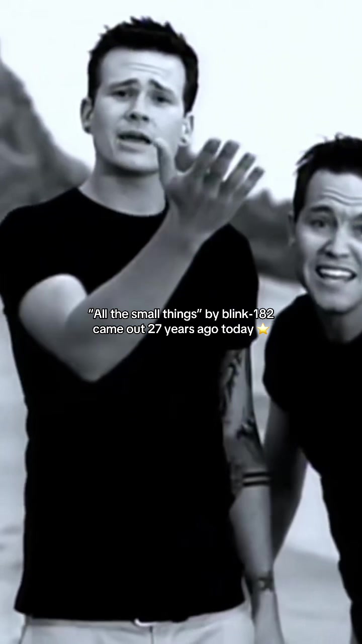 @Blink-182 Fan Page