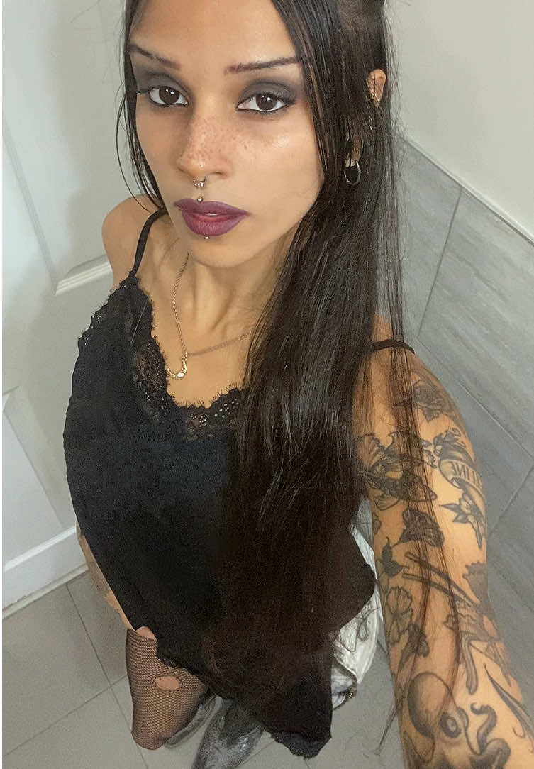 @Luna Moon๐