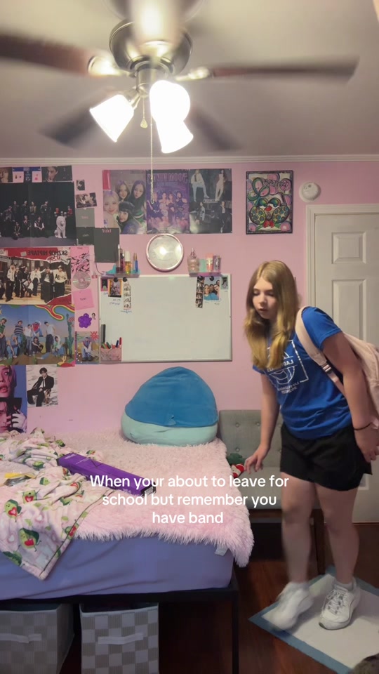 @༒