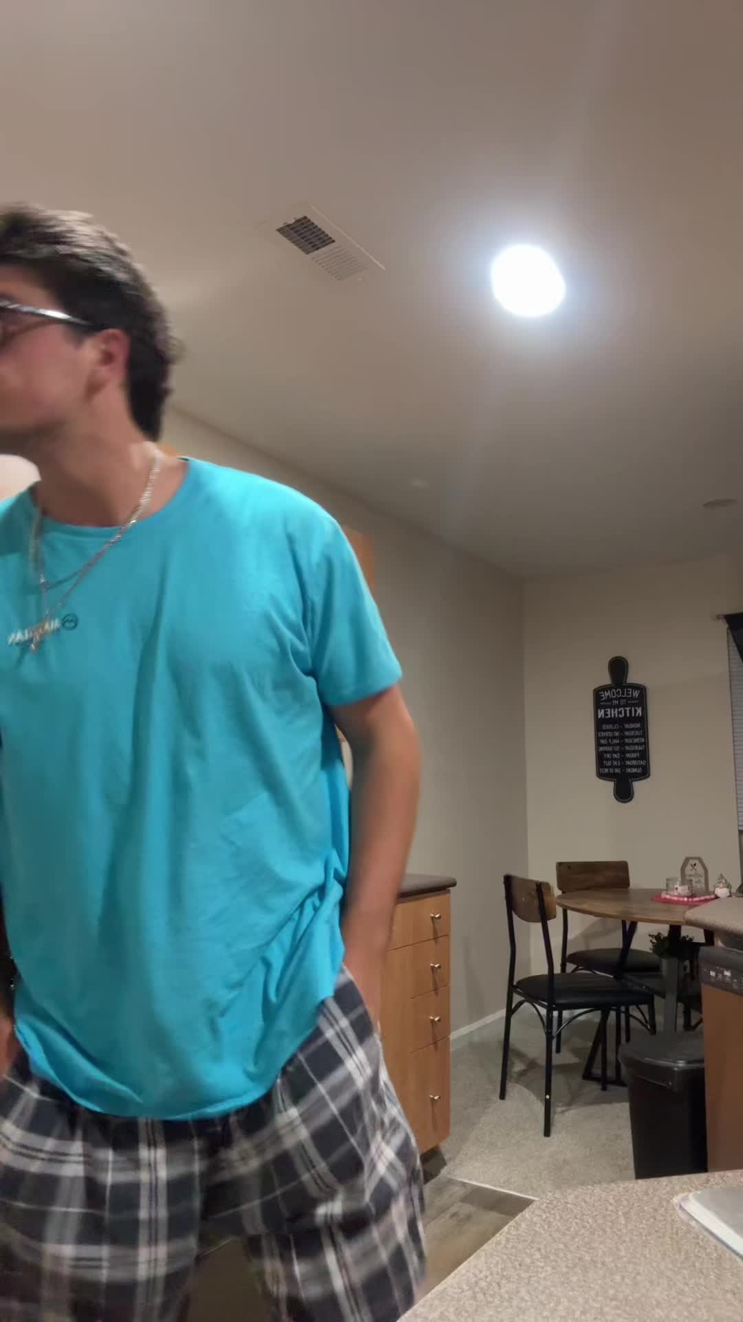 @CjHennings8