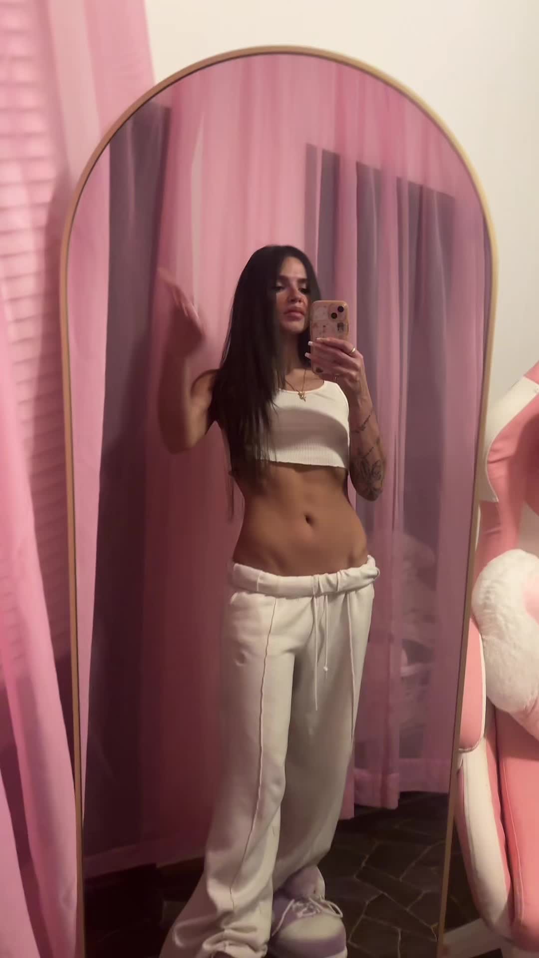 @kaylaforniala