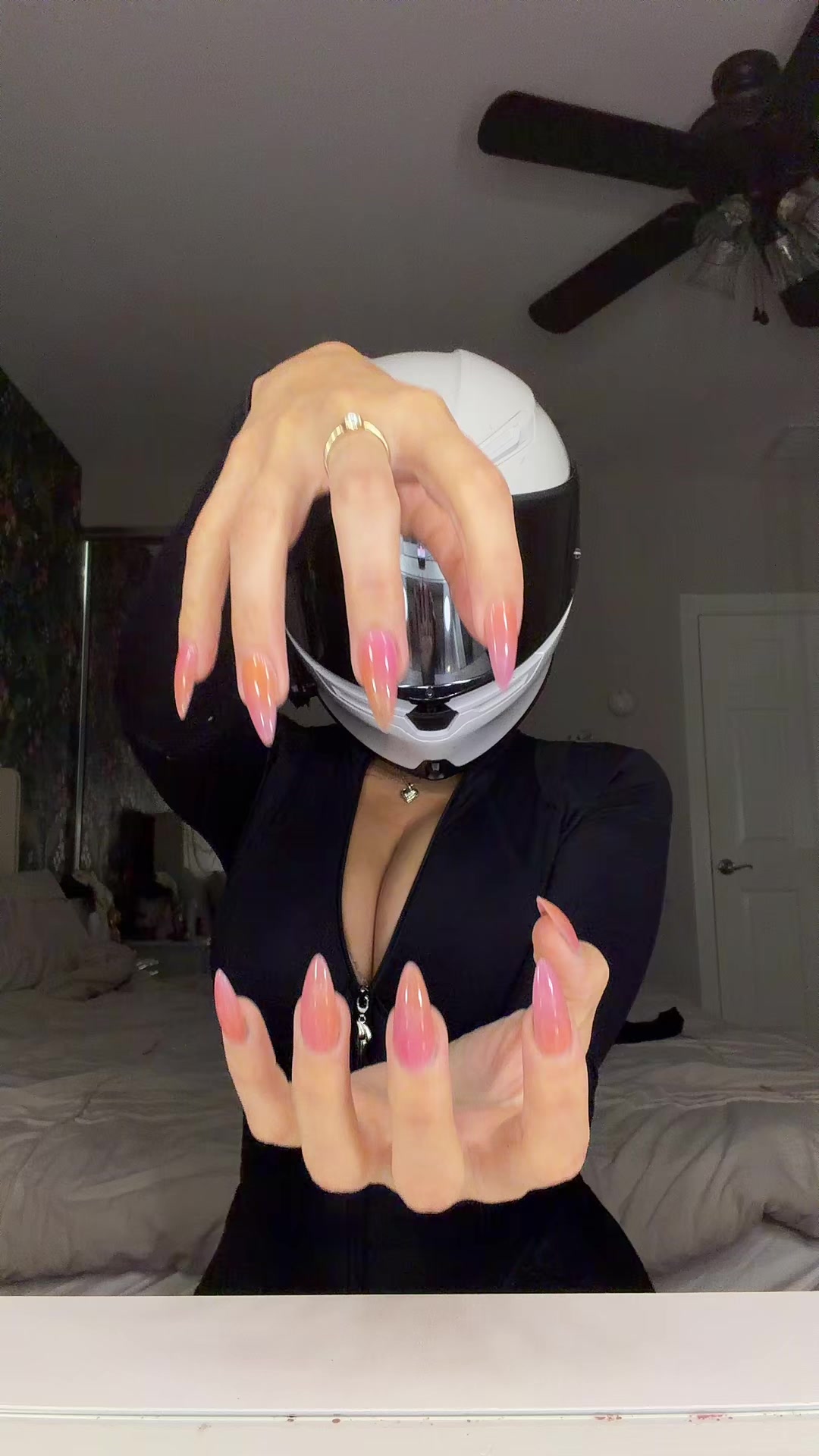 @Melina🖤