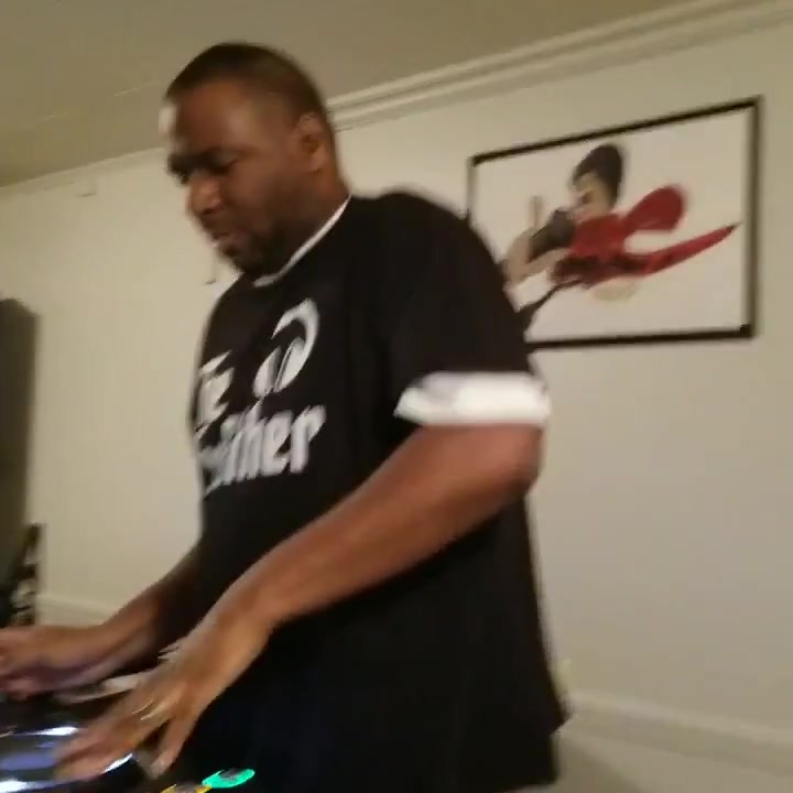 @DJ SMITTY (HBG)