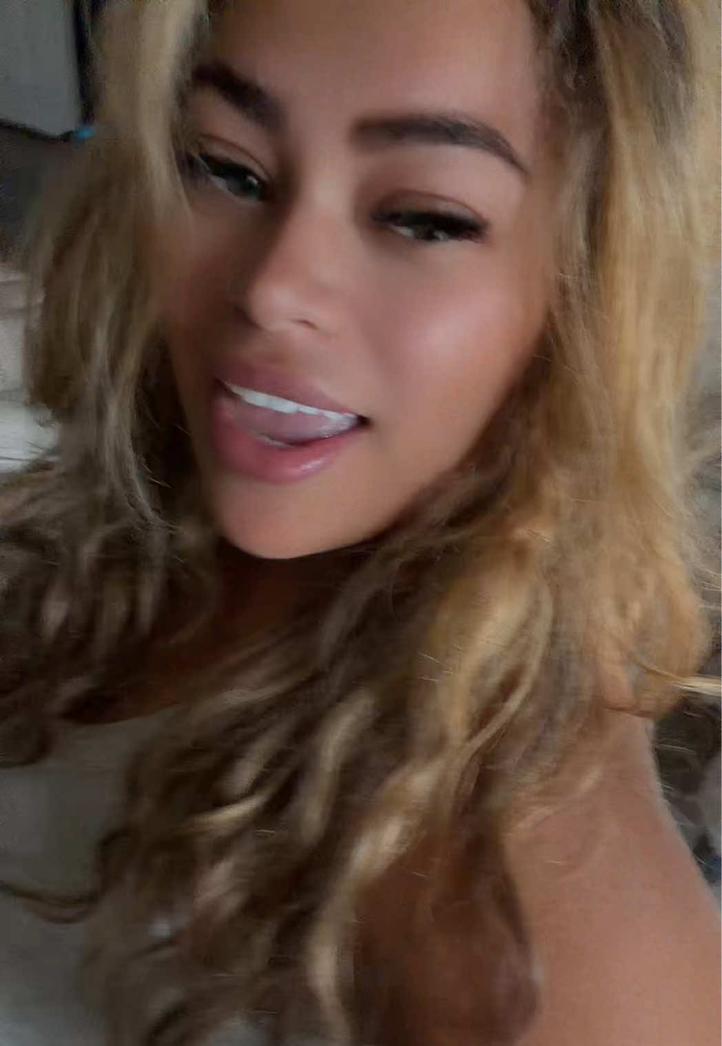 @angiechrismontana🇭🇳