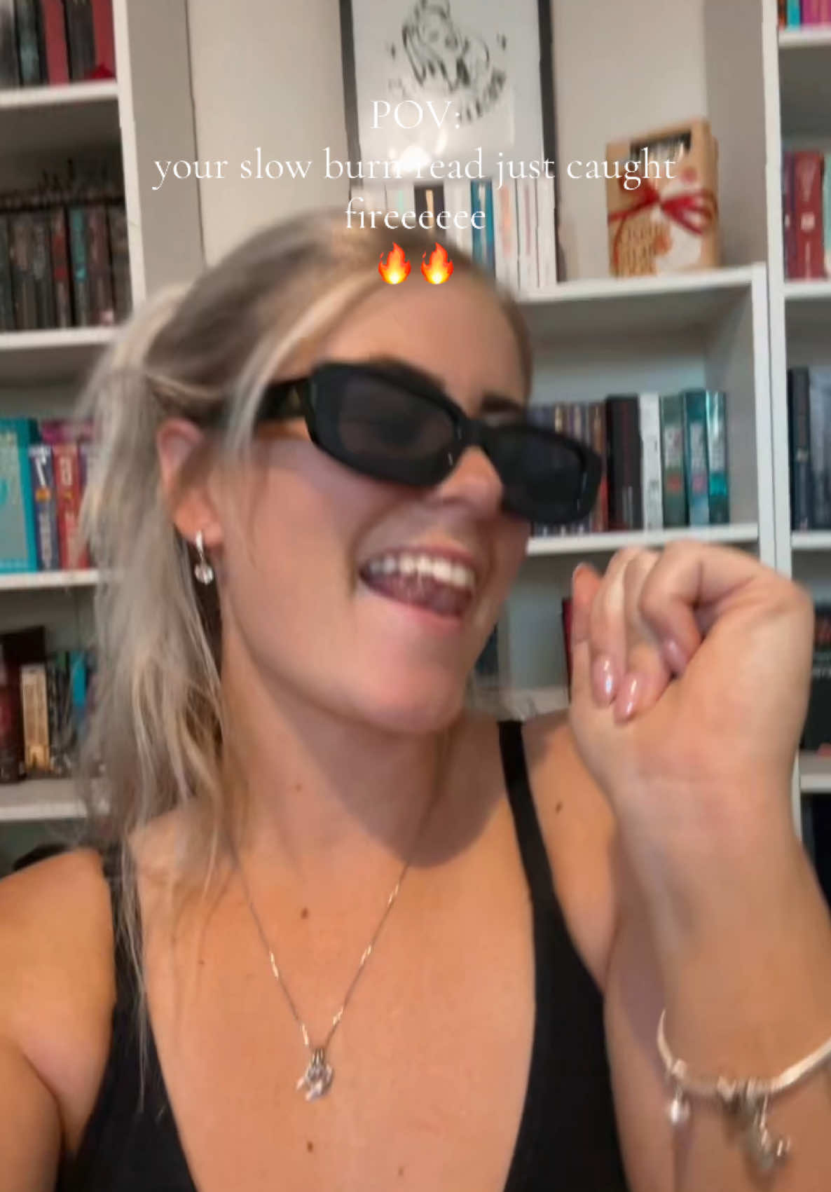 @Mads 🌈🧚&zwj;♀️🕊📚