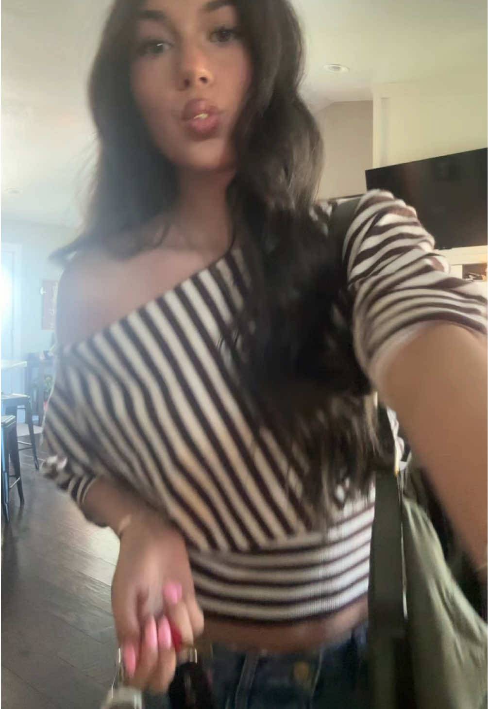 @neesaboo20
