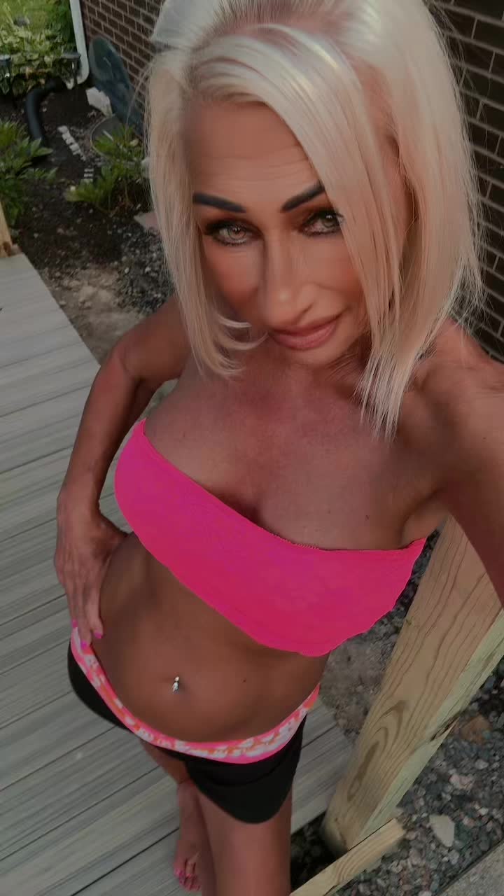 @Tena