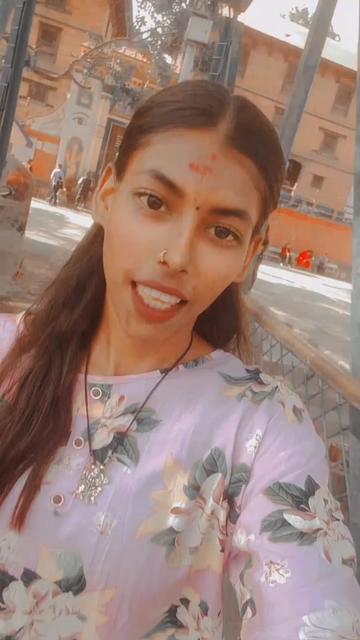 @Bhojpuri Queen 👰