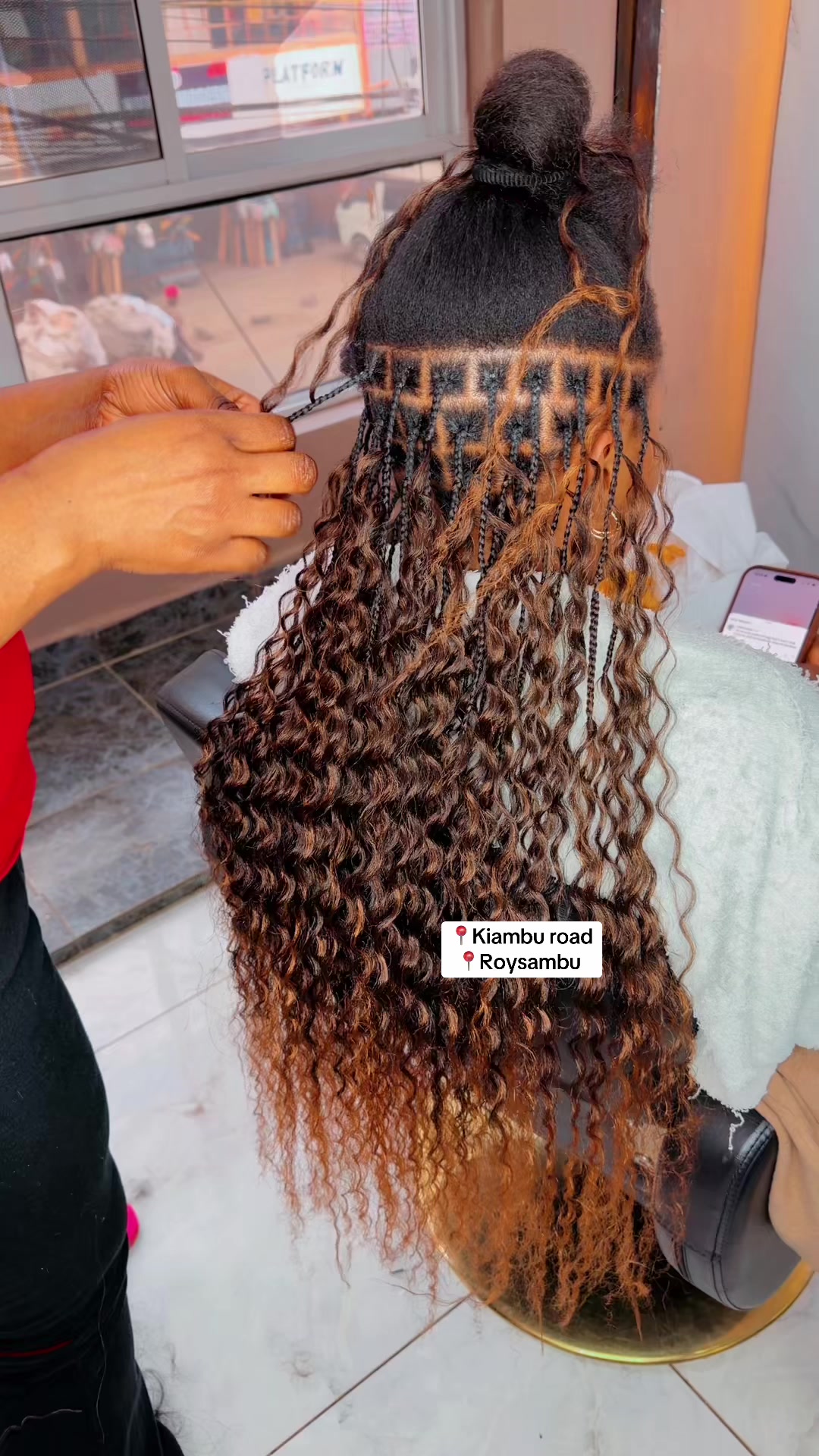 @GEECURLY SALON