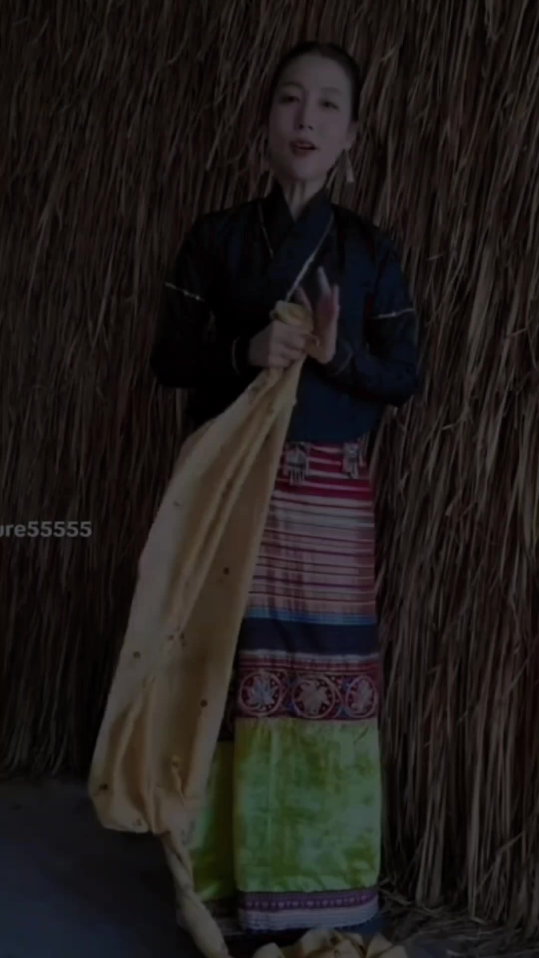 @ស្រីមុំ