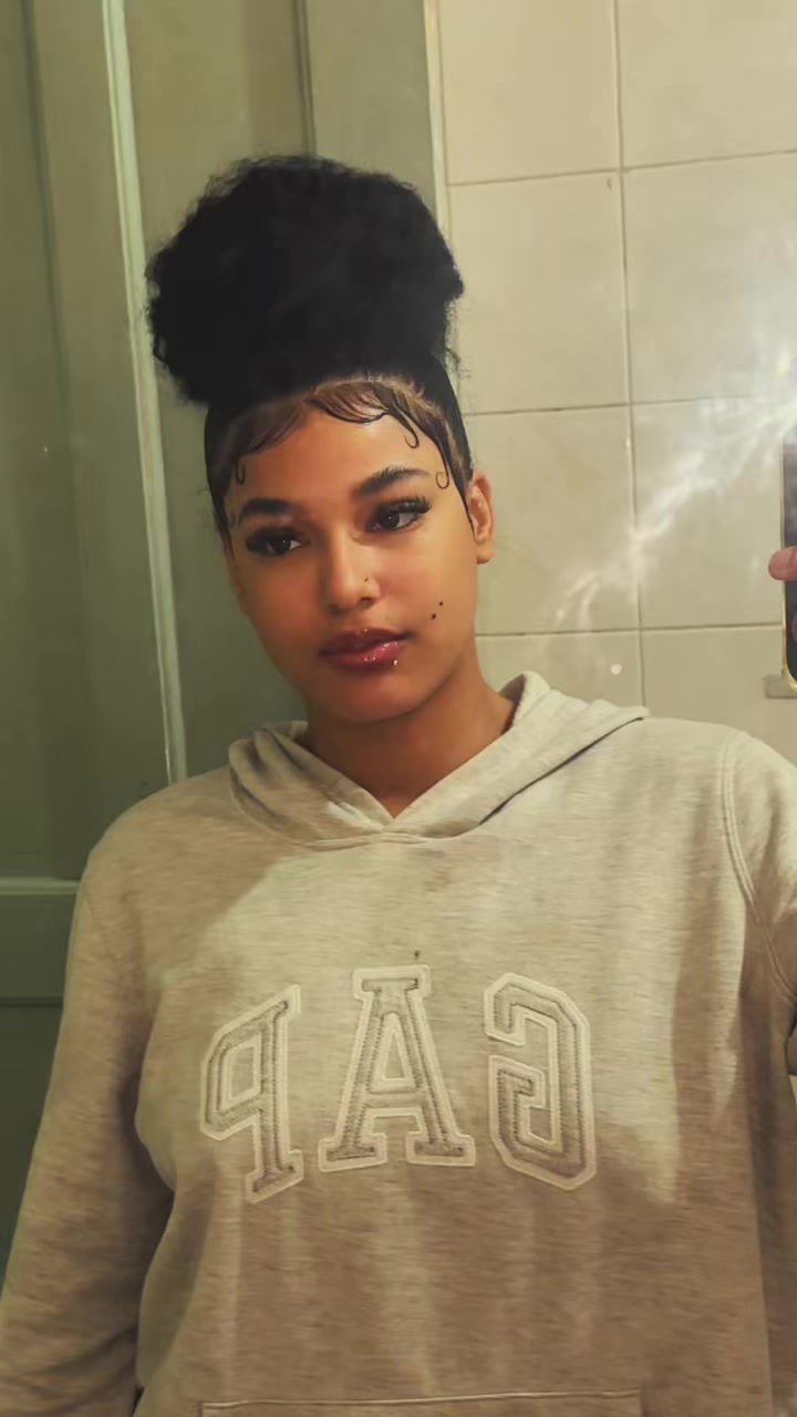 @lollamunizz