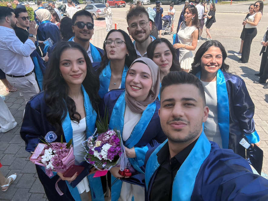 @Zeyneporhann
