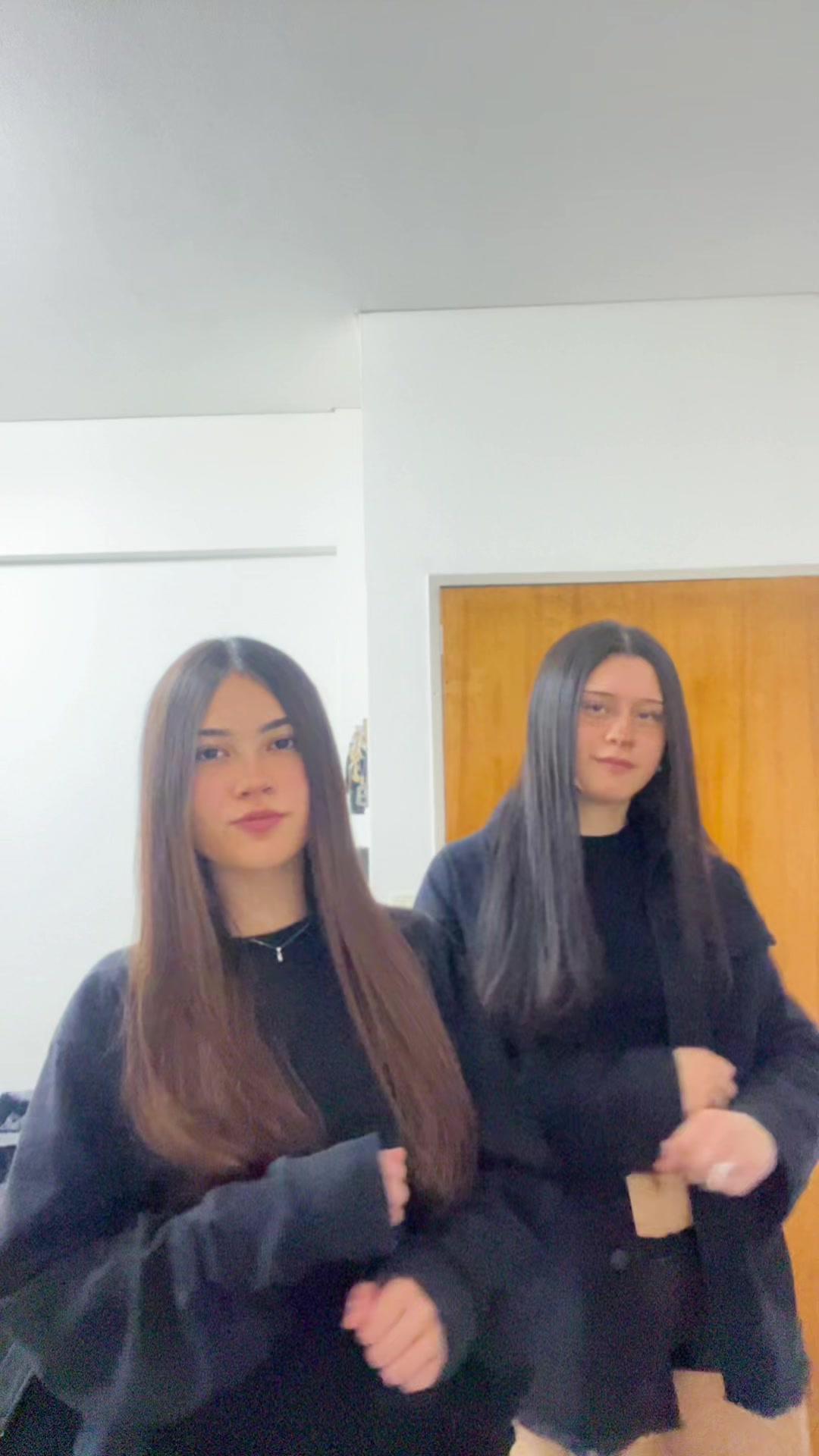 @𝚊𝚋𝚛𝚞