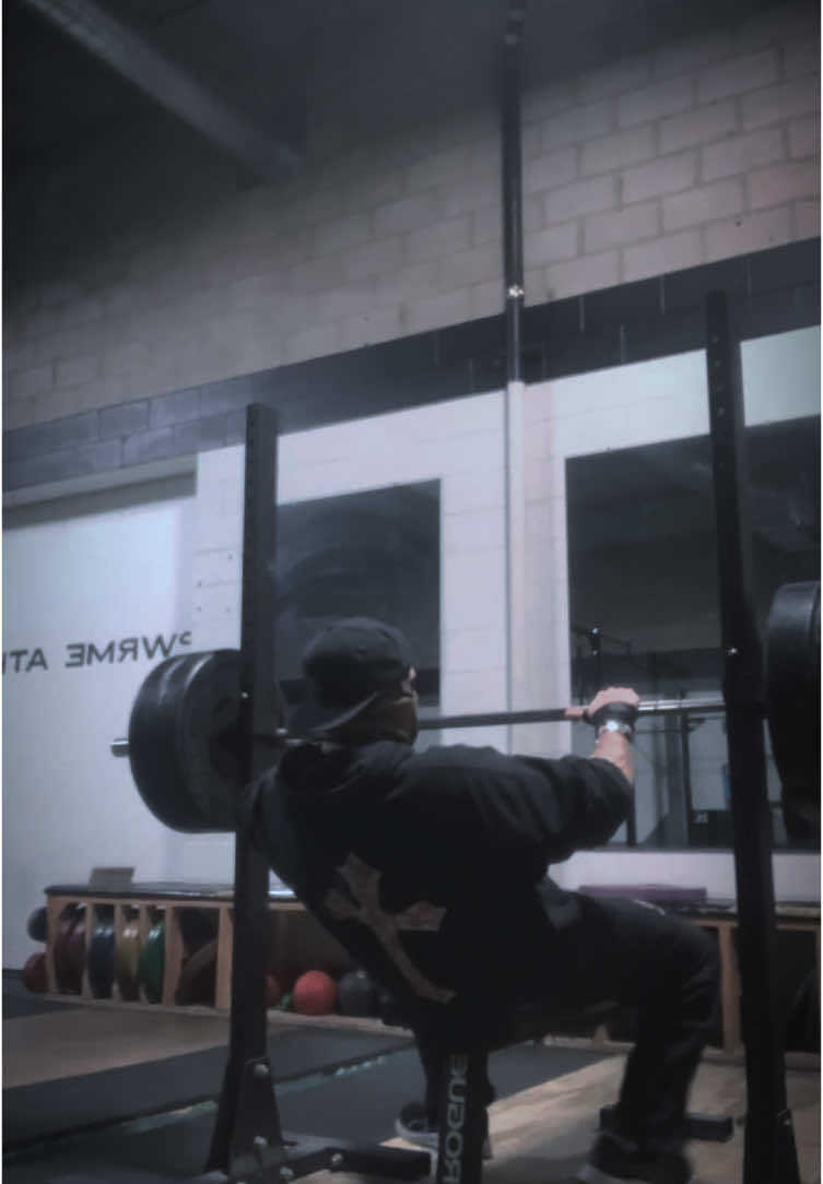 @Lateknightlifts
