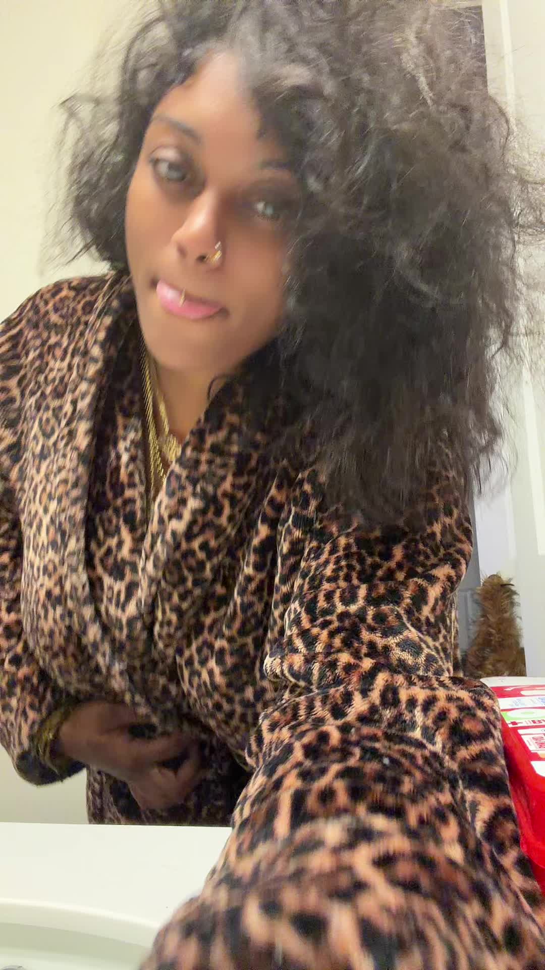 @Sheprettymoody