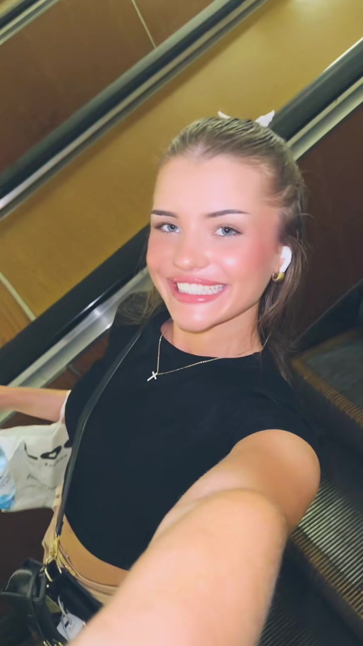 @Yuliia Hodunko