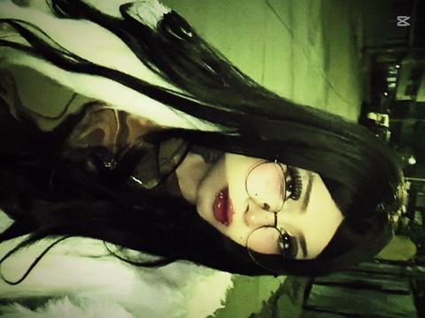 @Cute_loree