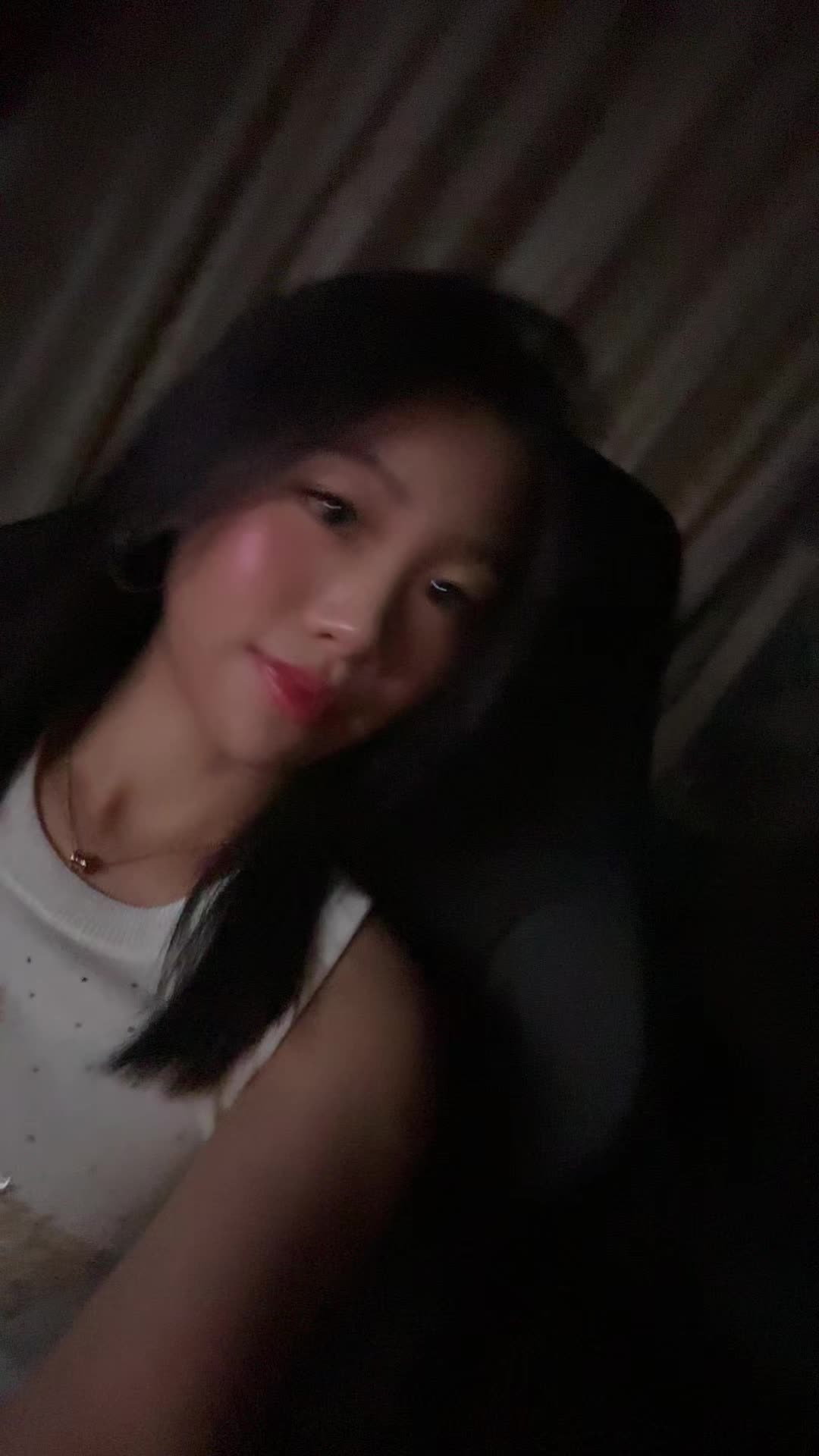 @doubledeez (っ'ཀ`)っ ( • )( • )