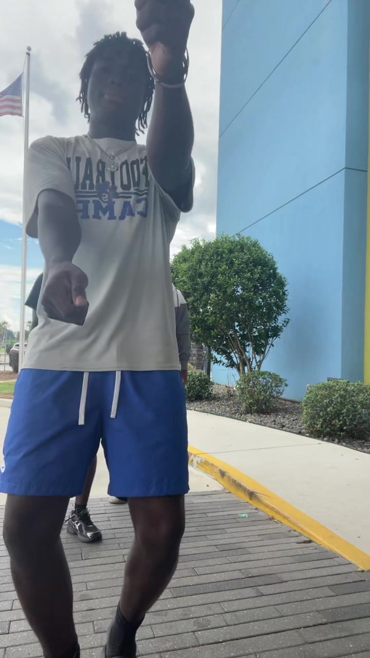 @cfyeeee