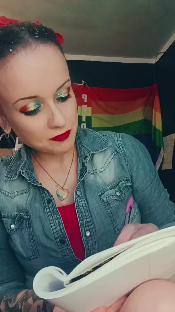 @FelonyMelanie87