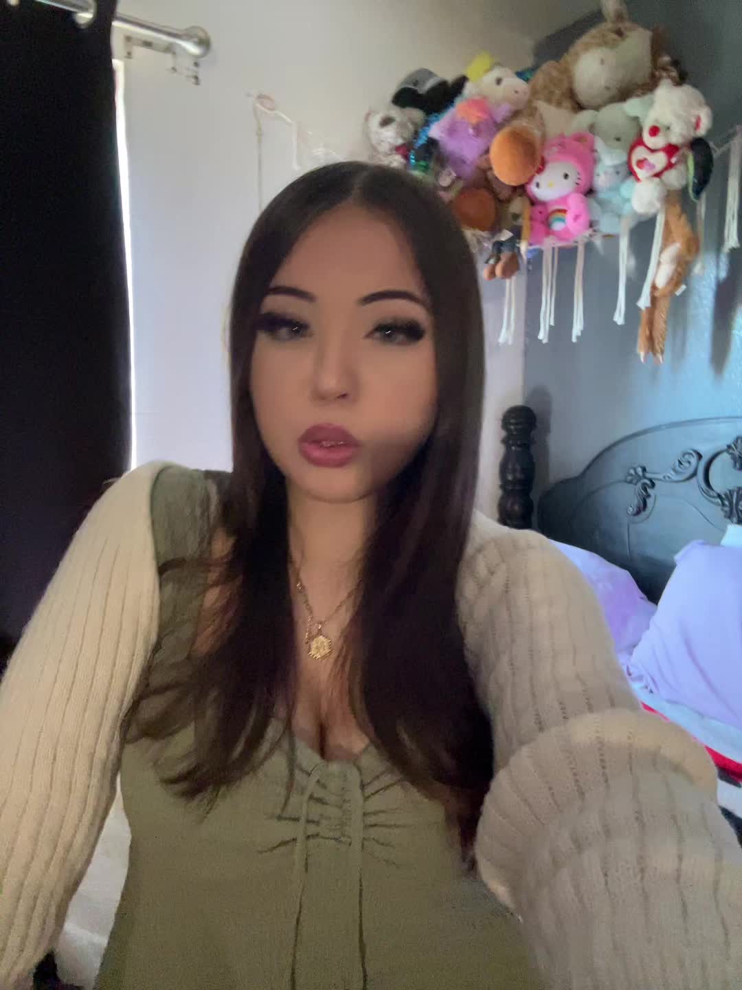 @𝓃ℴ𝓁𝒾ℯℯ🤍