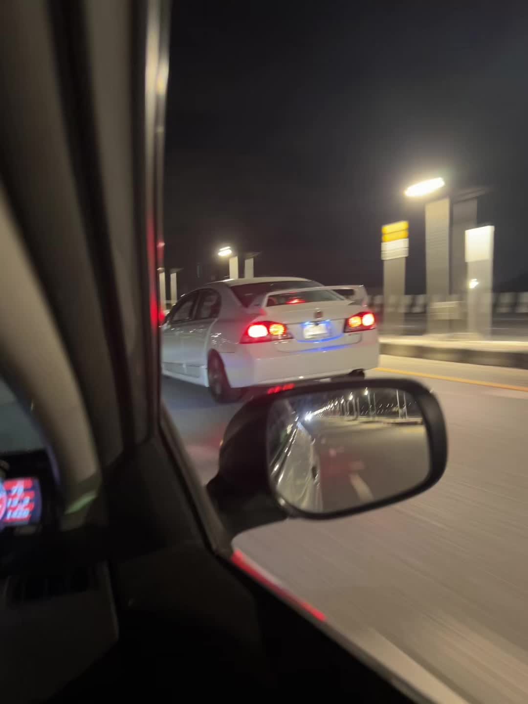 @ไอ้พีขับอัลติสรับถ่ายโรลิ่งอ่ะ