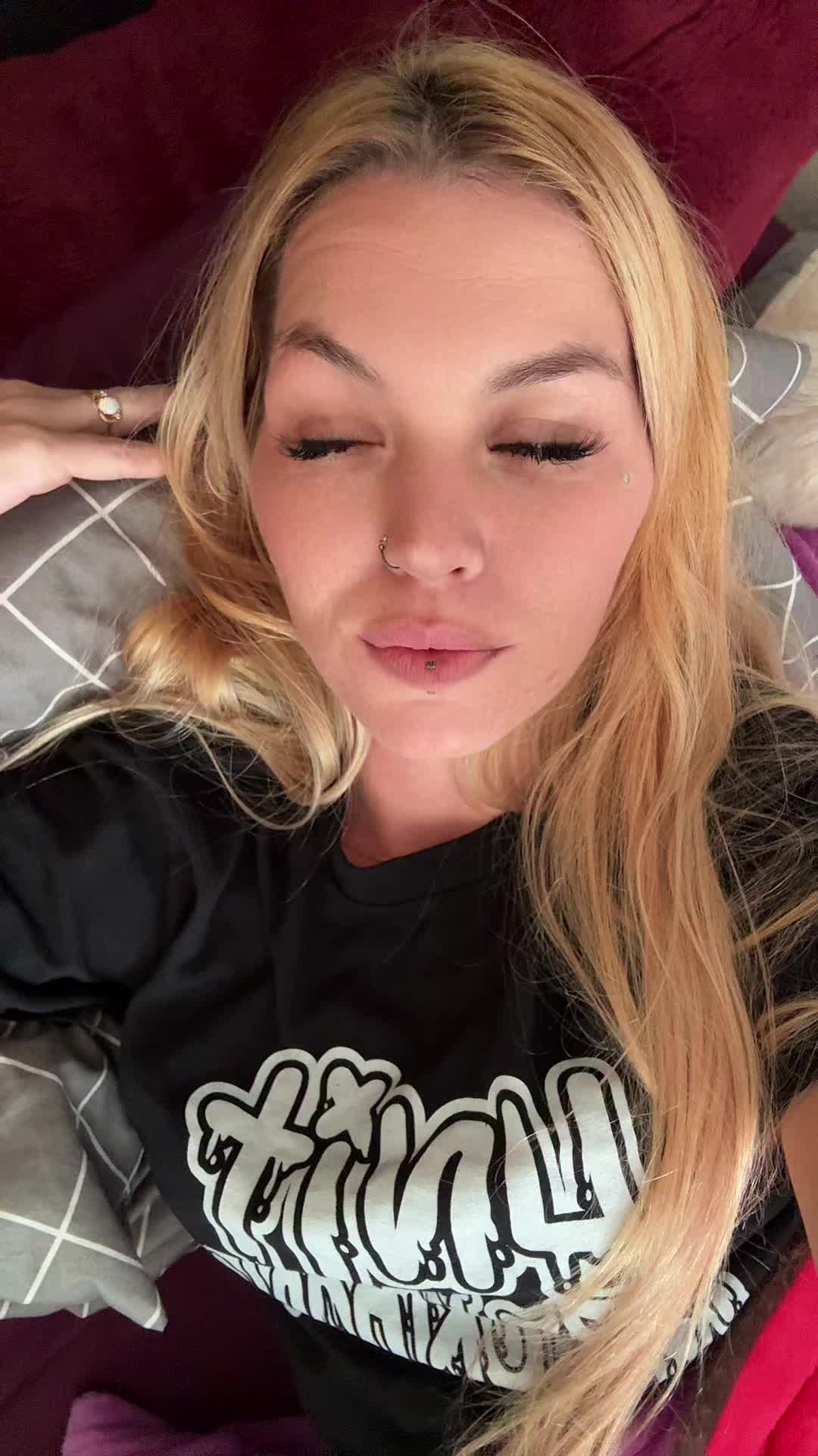 @🍑juicyy_peaches🍑
