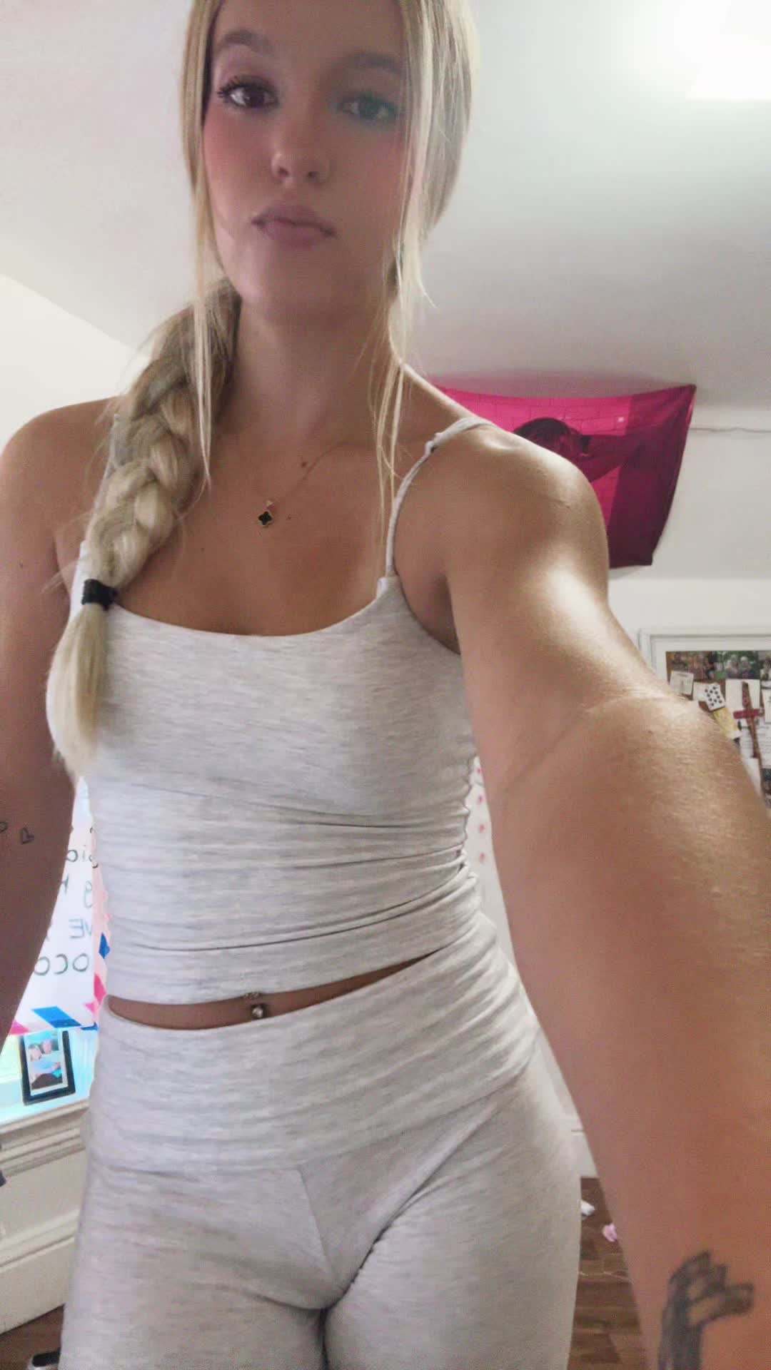 @heyitscoco420