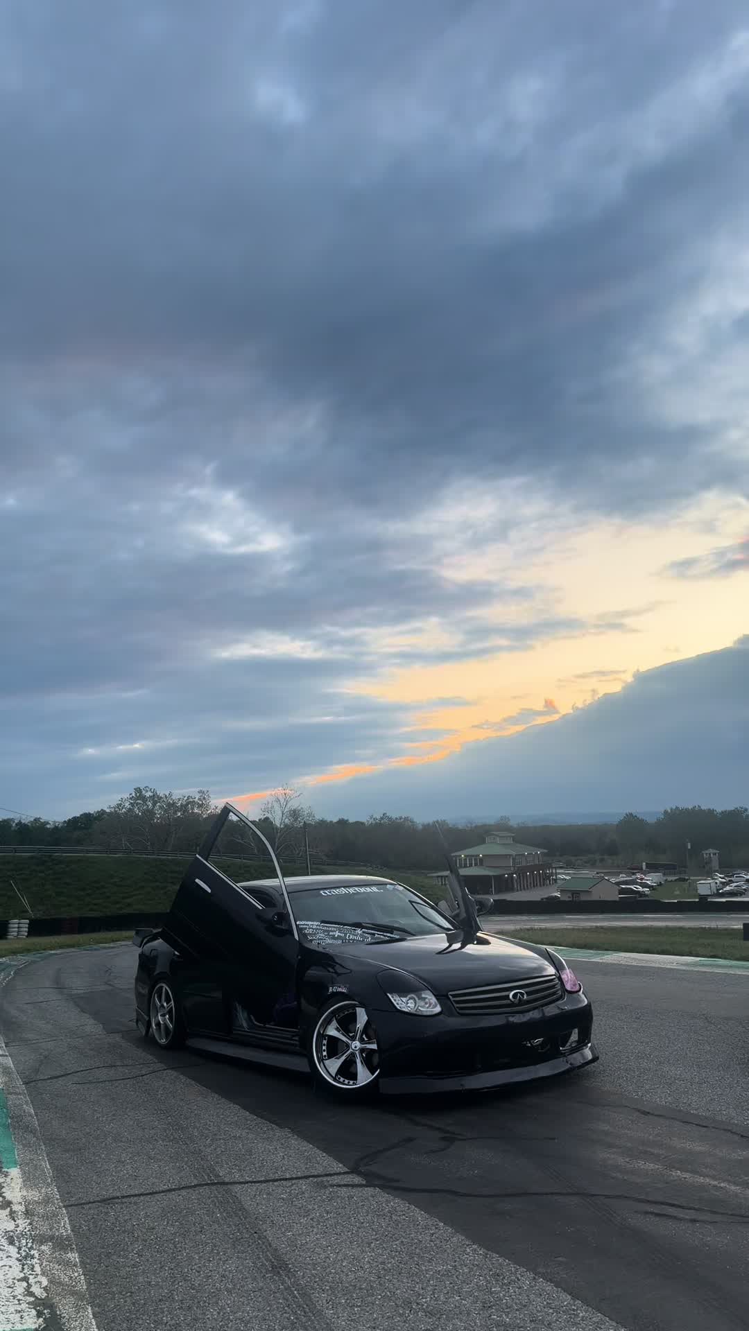 @โ