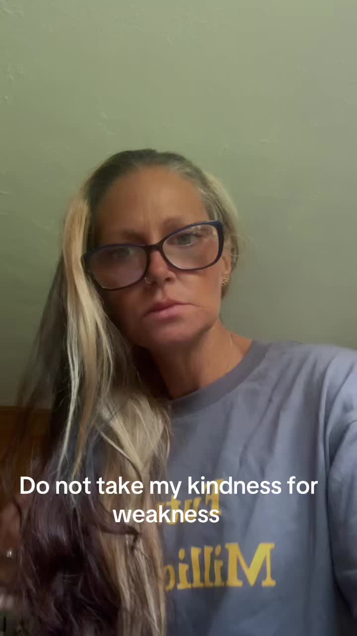 @Clickclackchiclets