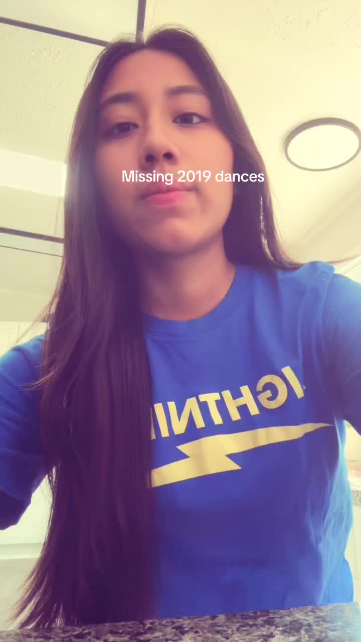 @Evelyn Mundo