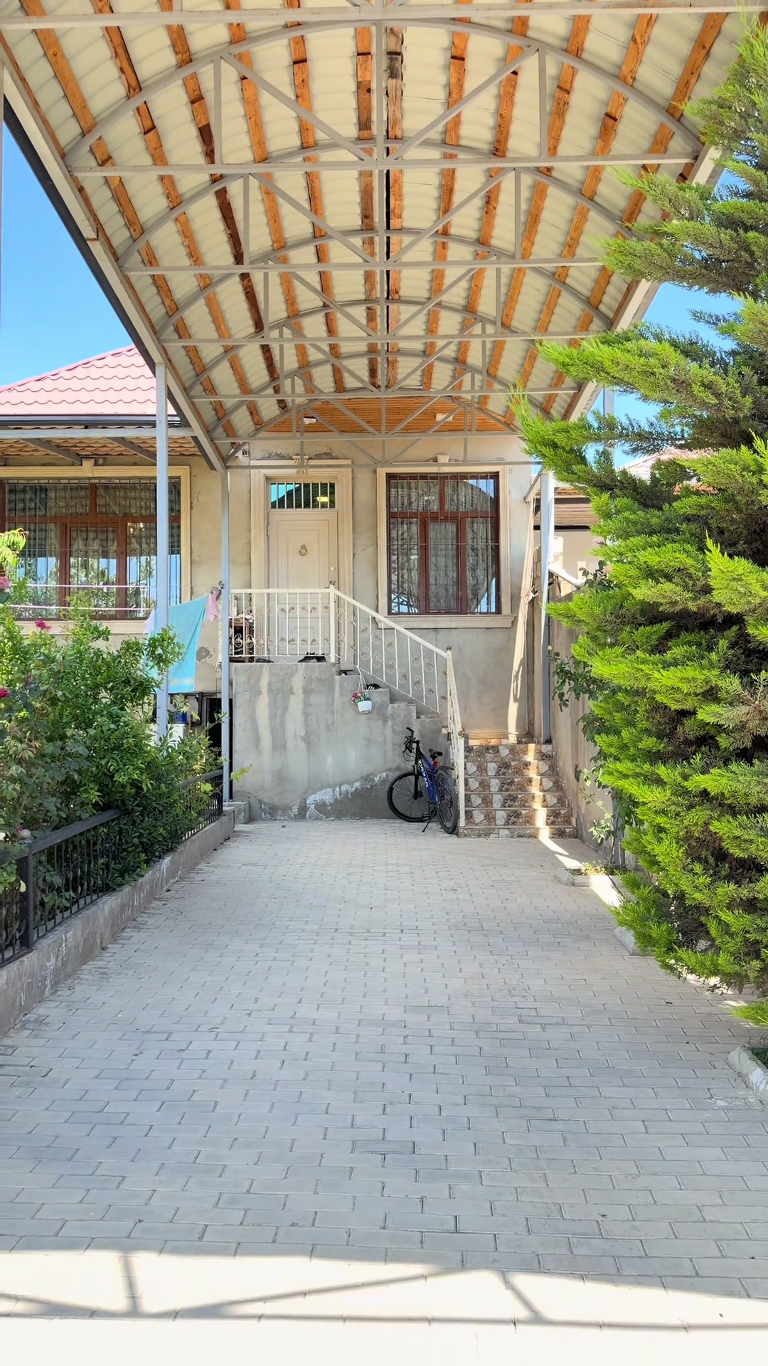 @Emlak&ccedil;ı_Sadiq