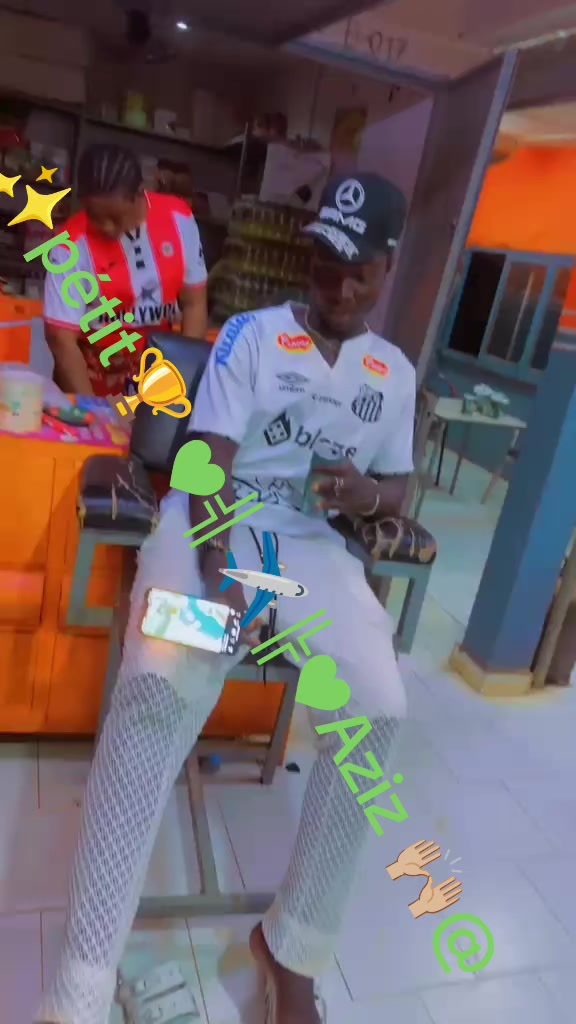 @Aziz petit ☝️🍾💵🤛🍾💰🤟 🍾🌹