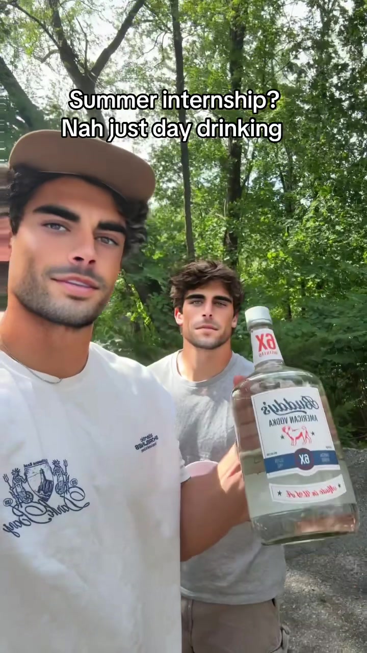 @Von