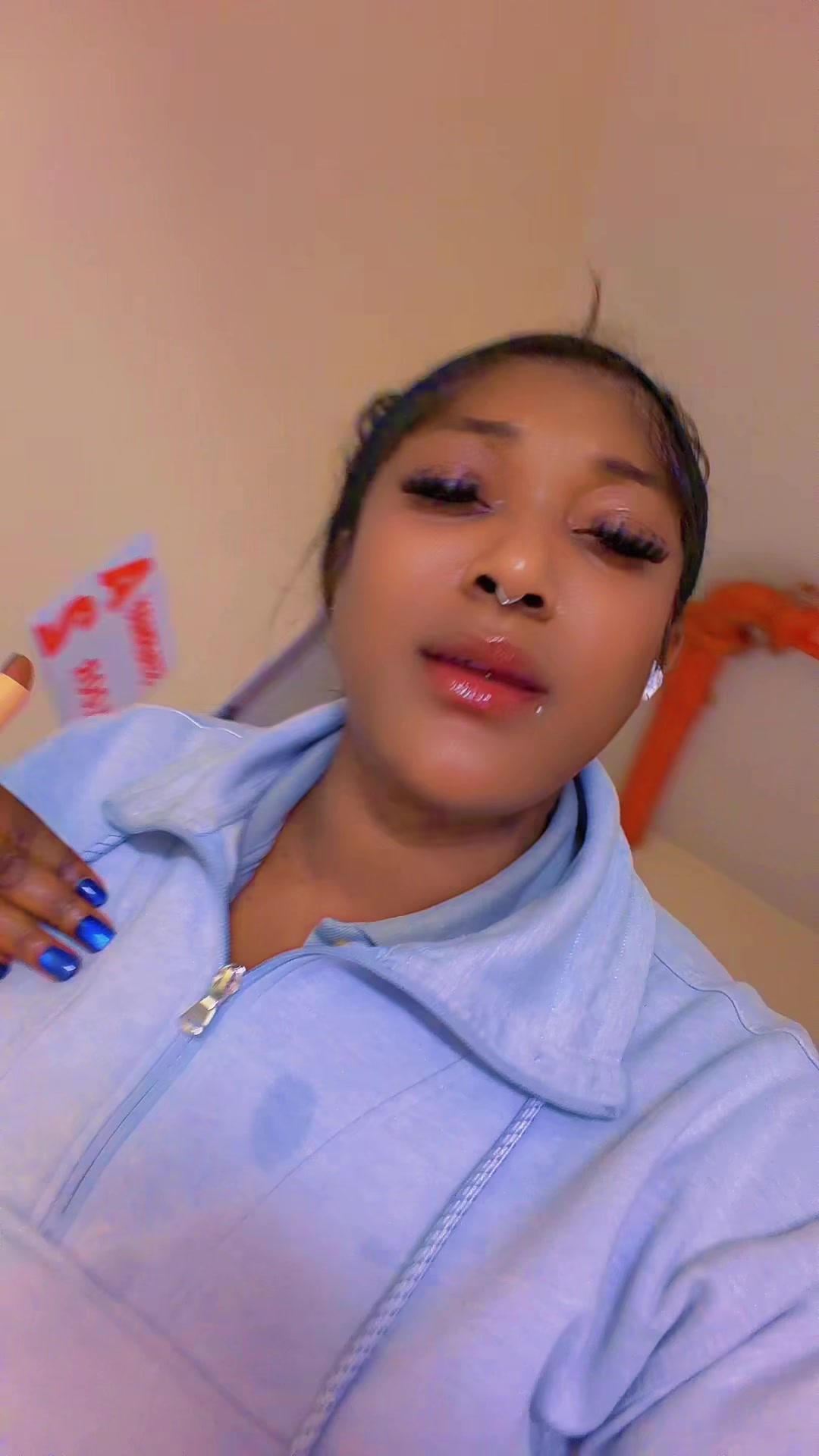 @🦋Neecy-bling🦋