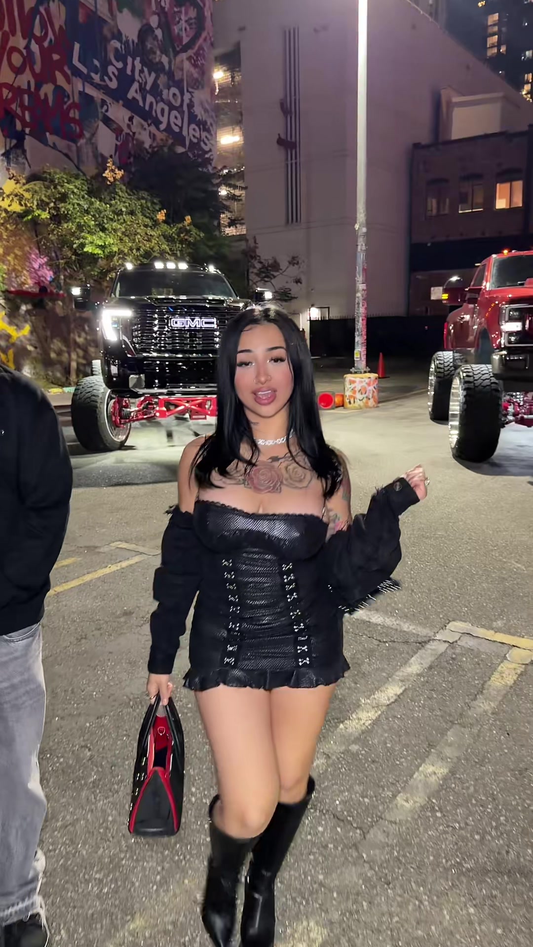 @tatteddiosa