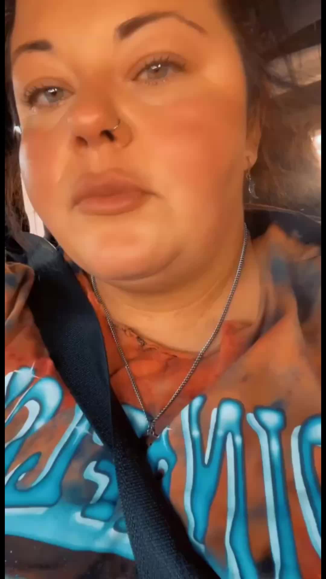 @Christina_Nicole