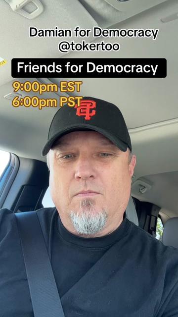 @Damian for Democracy💙🇺🇸😎