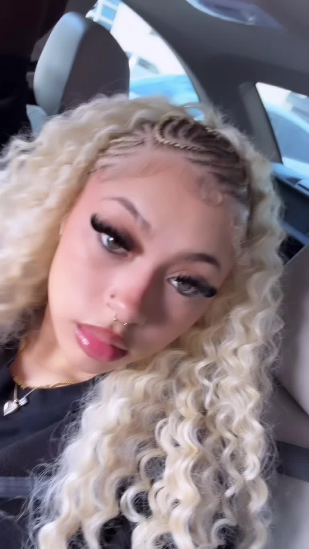 @layaaa