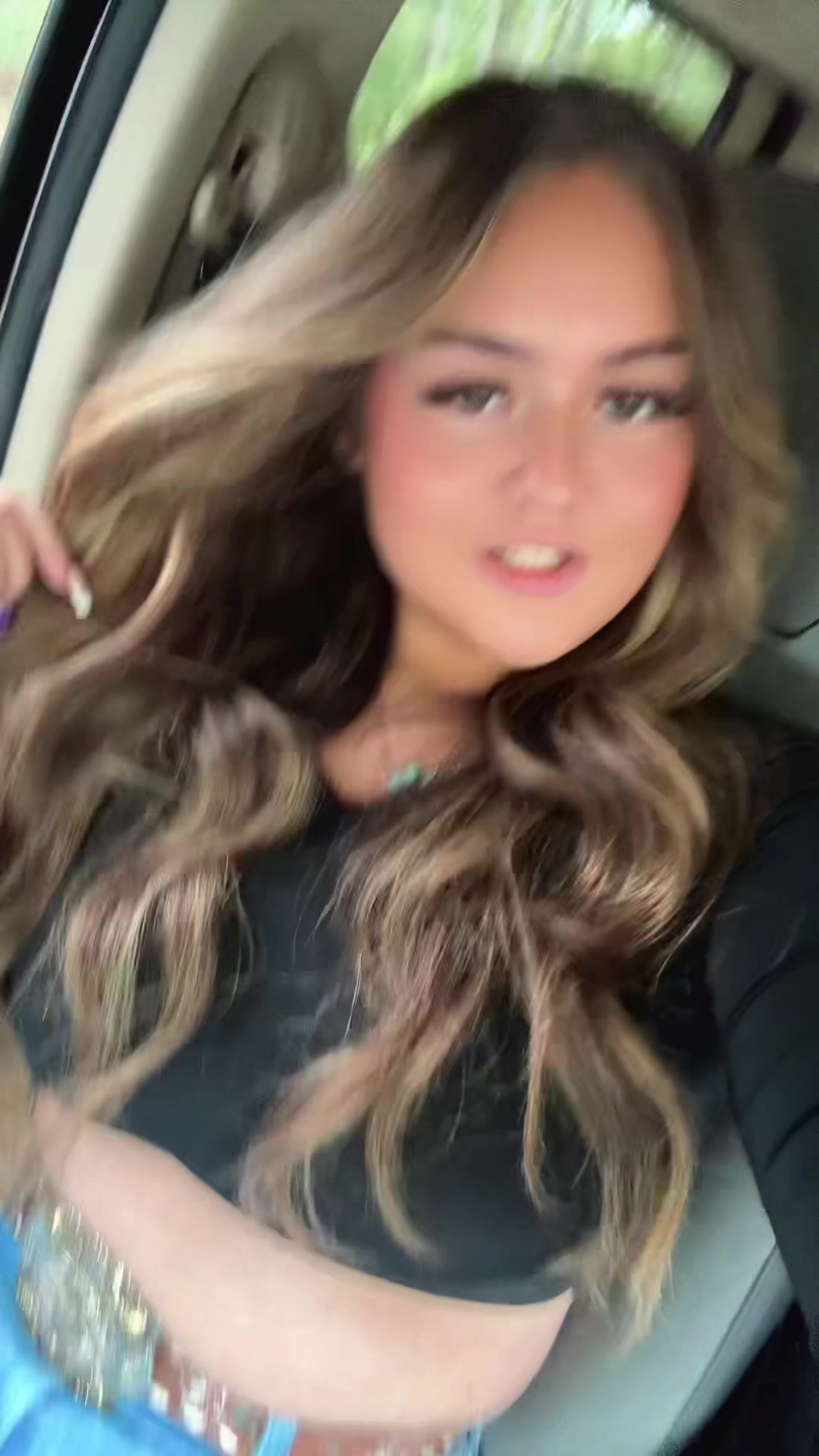 @ella ⚡️🪶