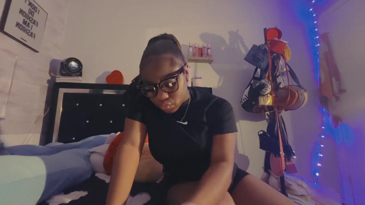 @Xuri🧍🏾♀️