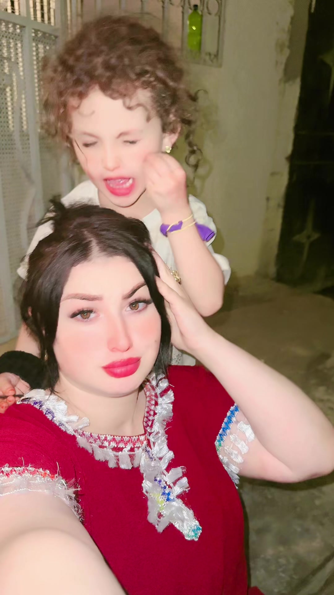 @Haifa Hichri